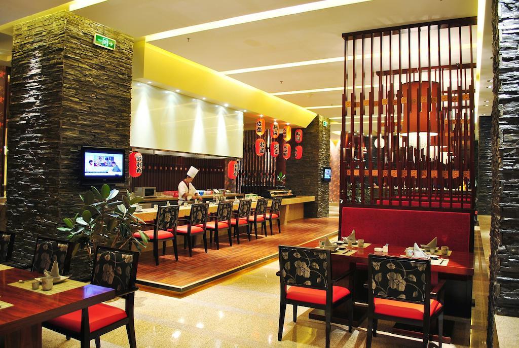 Wyndham Grand Plaza Royale Palace Chengdu Bagian luar foto