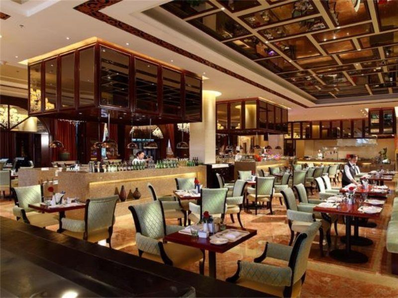 Wyndham Grand Plaza Royale Palace Chengdu Bagian luar foto